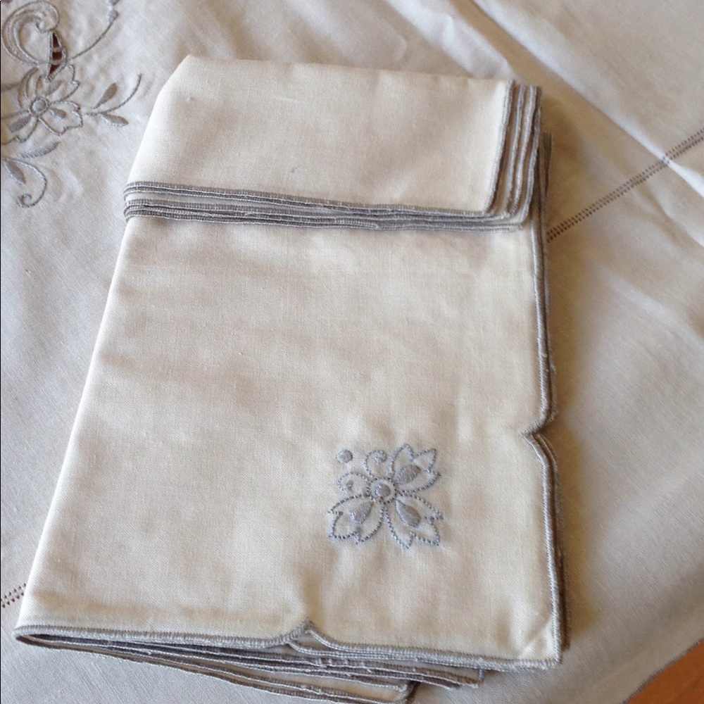 Handmade table cloth, made in Germany